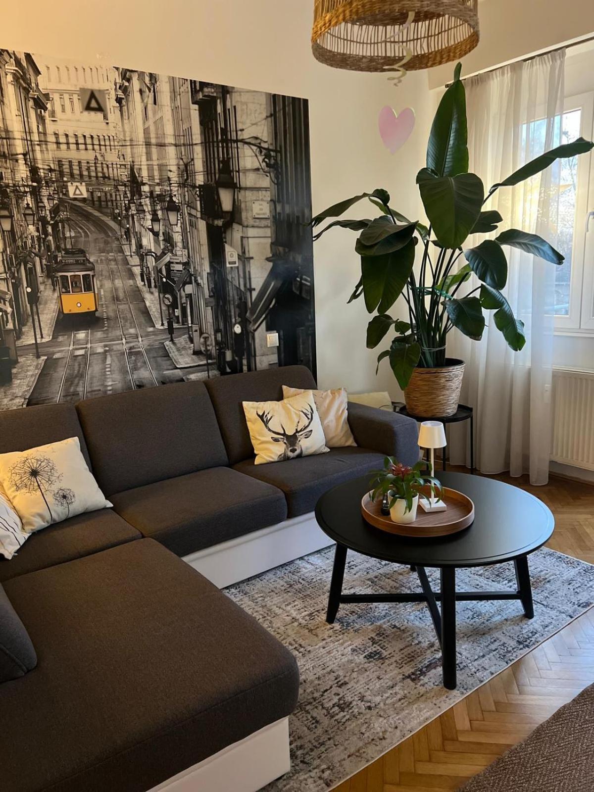 West Budapest Apartman Exteriér fotografie